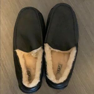 Mens black ugg slippers